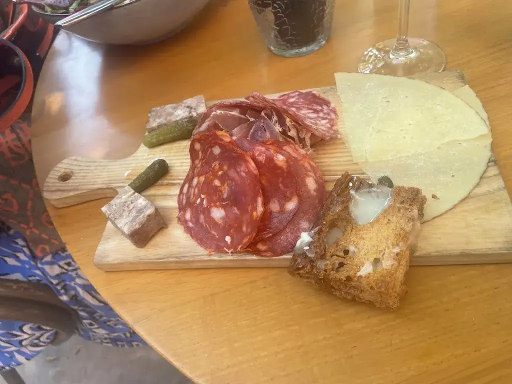 Gabriel Liebehenz_La Tine_Saint-Cyprien_review