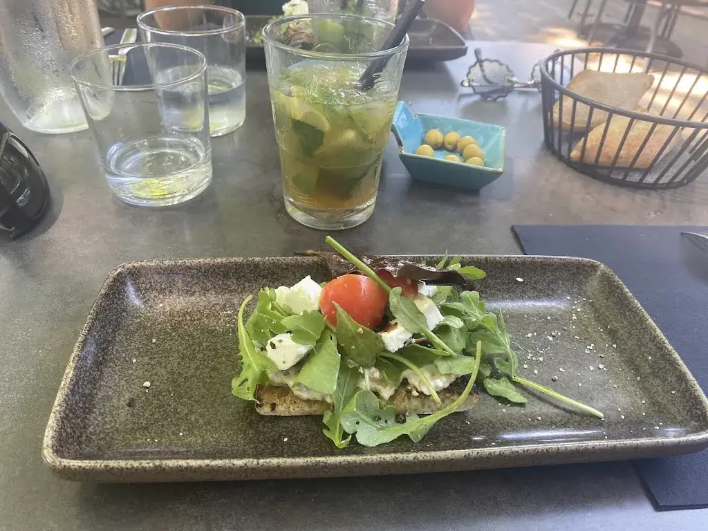 frederic coquel_Can Paco_Saint-Cyprien_review