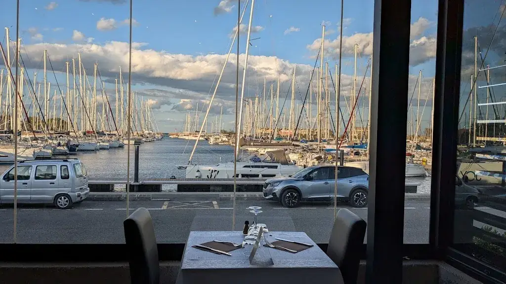 Chris Coward_La Tonnelle_Saint-Cyprien_recensione