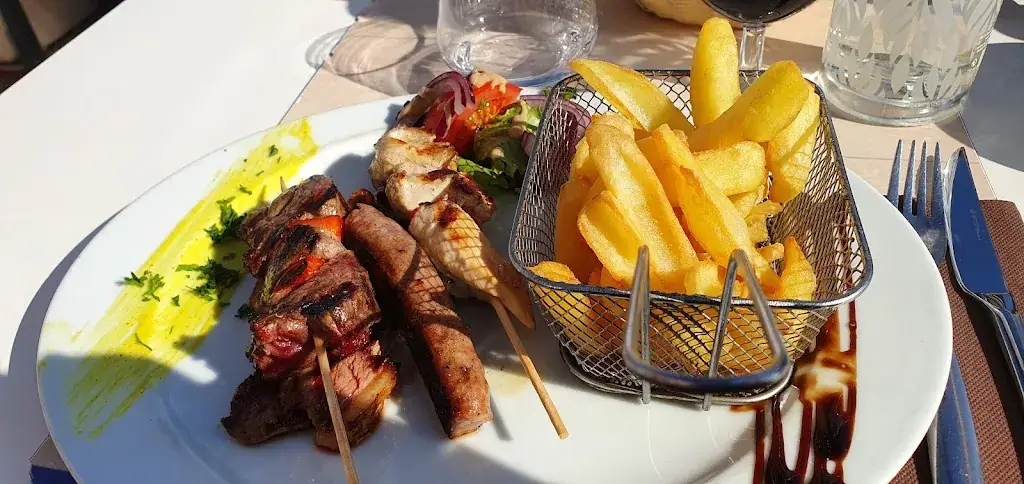 Le P'tit Bateau_Saint-Cyprien_slider_image_2