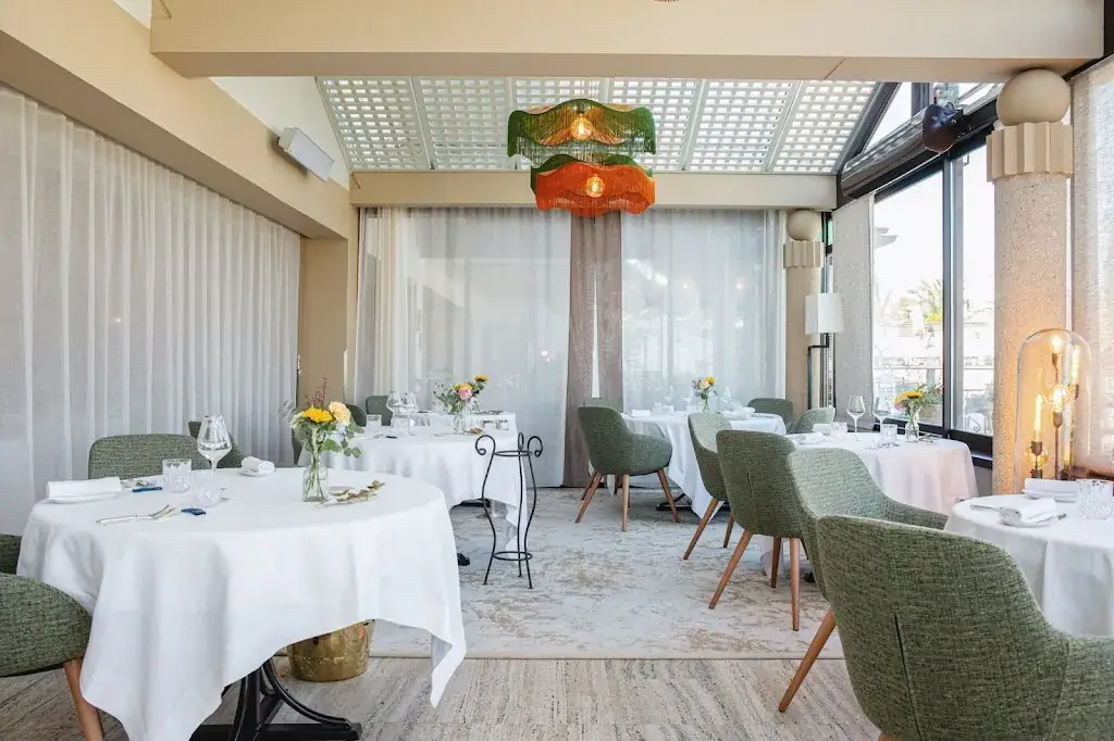 Restaurant L'Almandin_Saint-Cyprien_slider_image_1