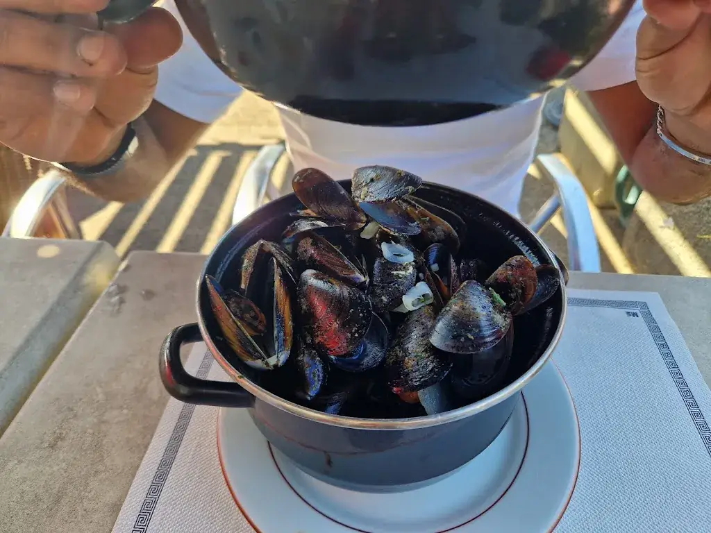 Menu_Restaurant Le Méditerranée_Saint-Cyprien_image_8