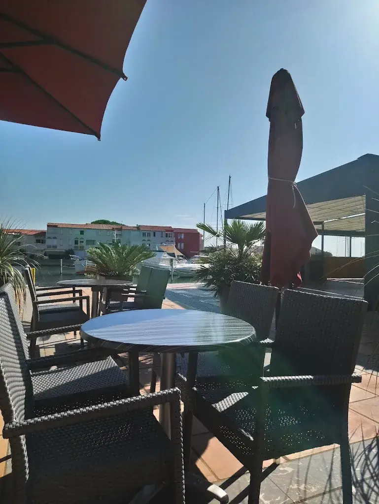Quai Ouest ristorante a Saint-Cyprien