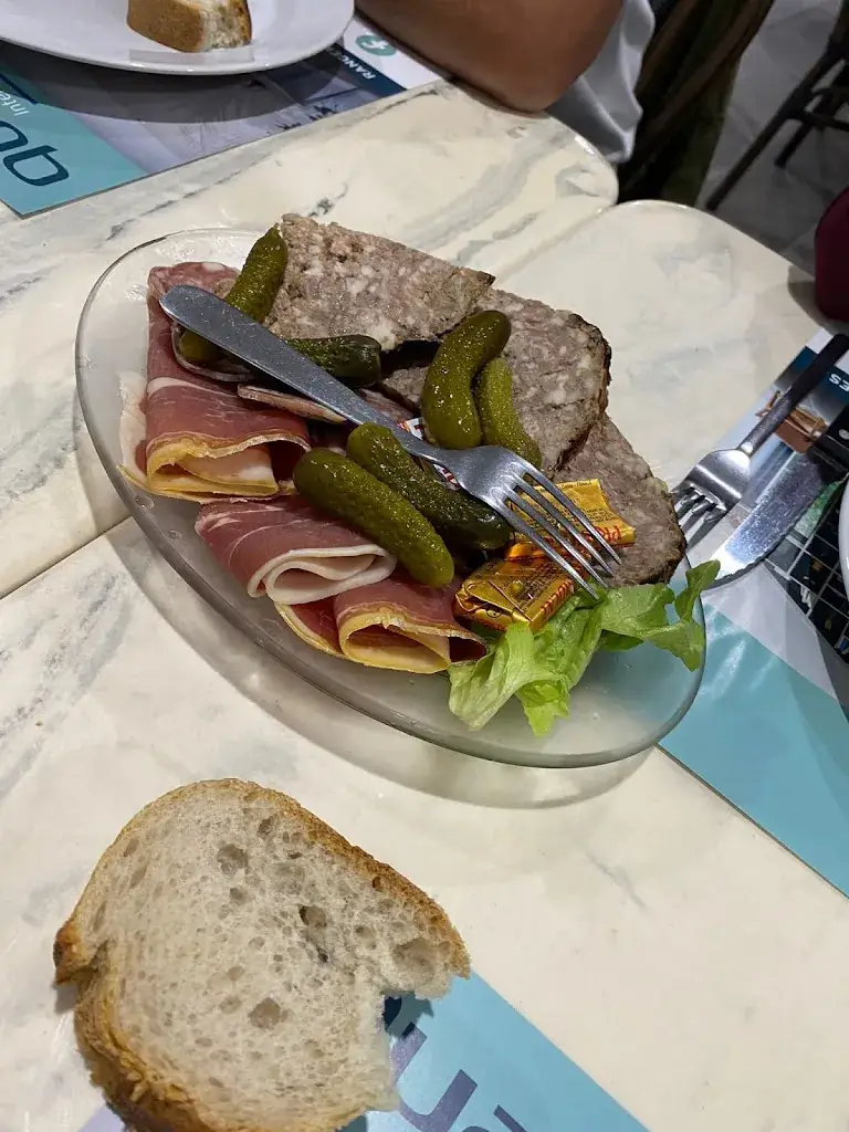 Menu_restaurant-café a la ravarine_Saint-Genest-Malifaux_image_5