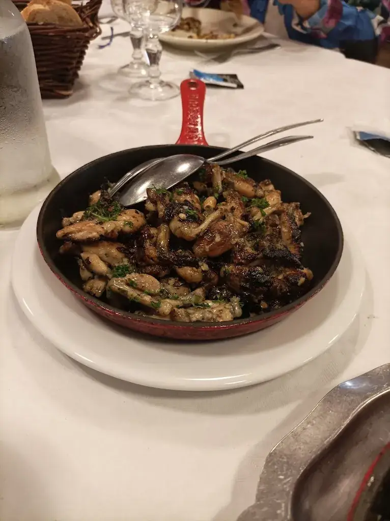 Montmartin Restaurant_Saint-Genest-Malifaux_slider_image_2