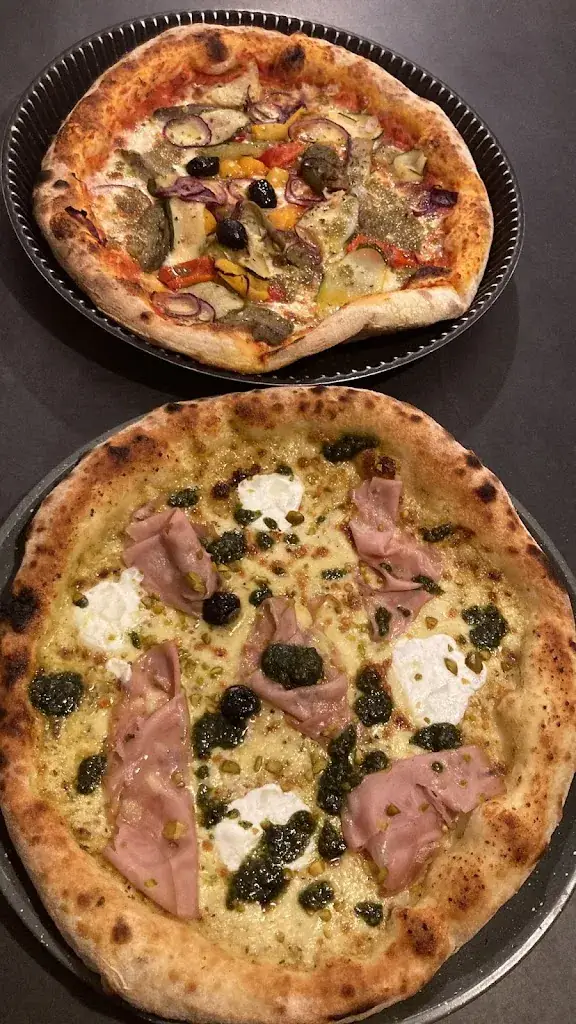 Mand Alex_Mamma_Saint-Genest-Malifaux_review