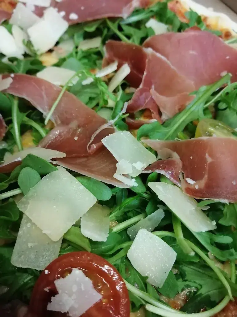 Diabolo pizz_Saint-Genest-Malifaux_slider_image_3