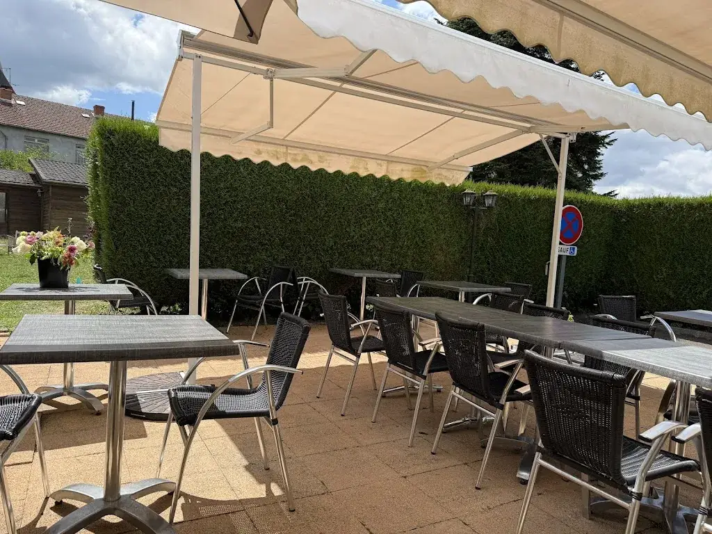 Hôtel Restaurant le Saint Georges restaurant in Saint-Georges-de-Mons