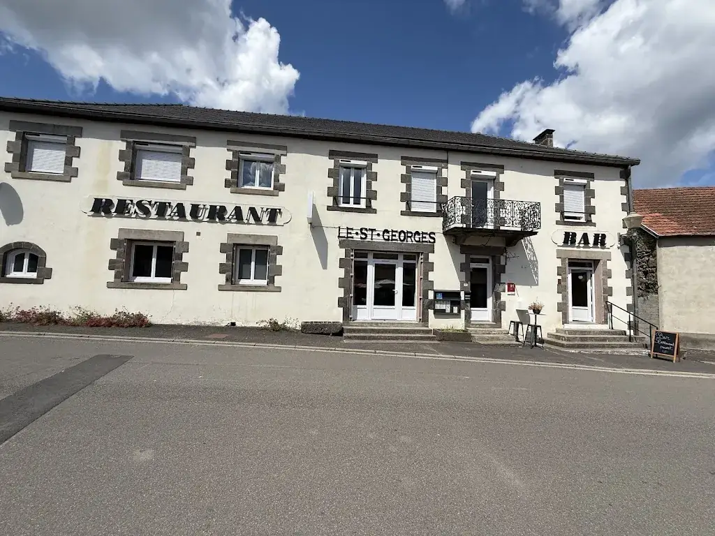Hôtel Restaurant le Saint Georges_Saint-Georges-de-Mons_slider_image_3