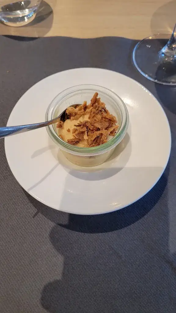 Michelle Shinn_Le St Georges_Serrières_review