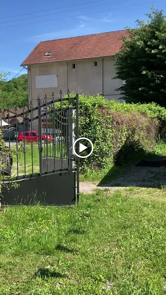 La Petite Guinguette_Saint-Geoire-en-Valdaine_slider_image_2