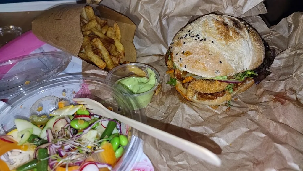 Menu_L’Érable Rouge, french-japanese food_Saint-Genix-les-Villages_image_7