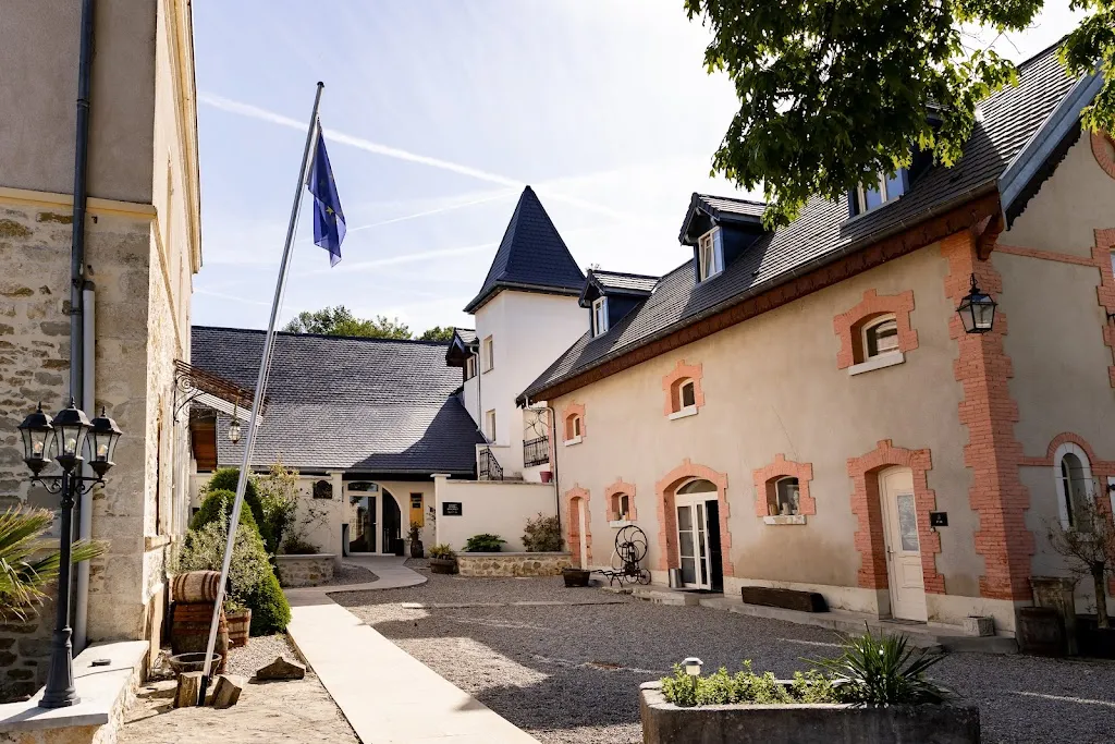 Chateau de Saint-Genix restaurant in Saint-Genix-les-Villages