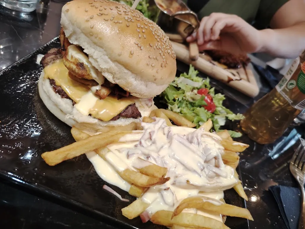 Menu_Gold & black_Saint-Fons_immagine_3