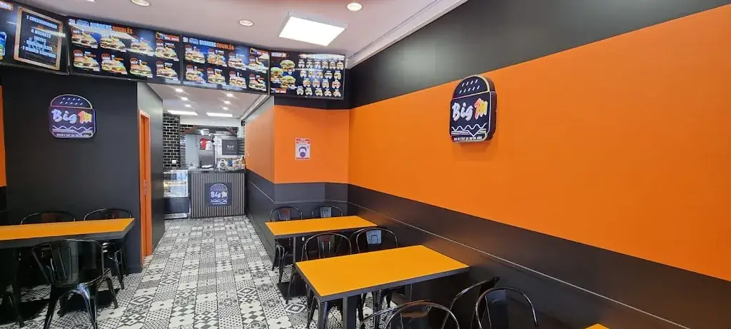 Big M restaurant in Saint-Fons
