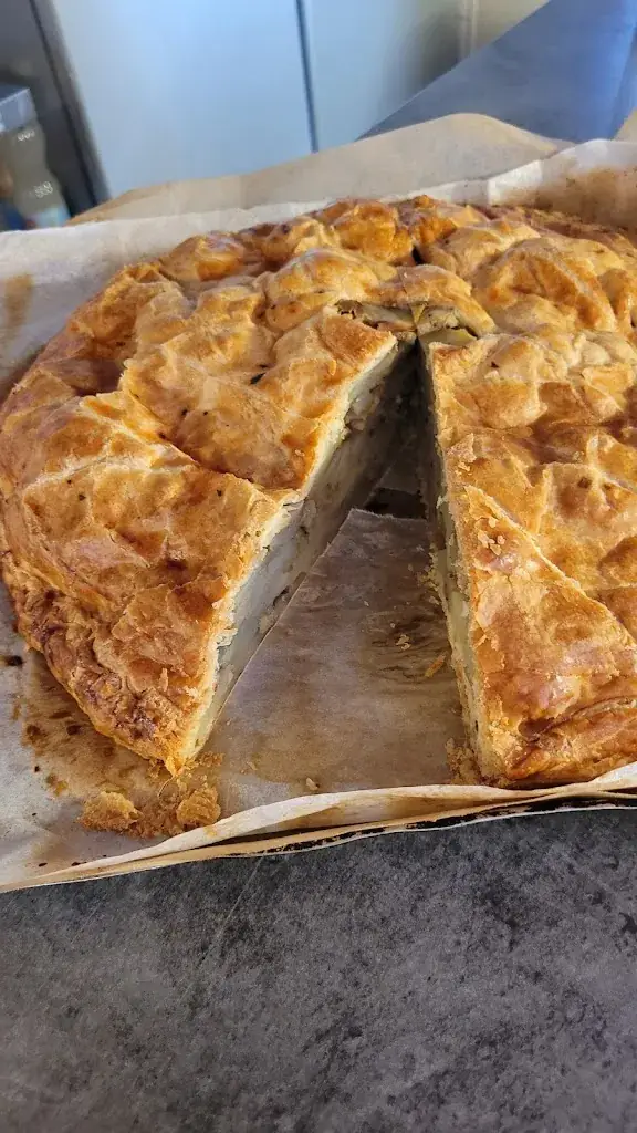 Béatrice Vallien_Le Contact Restaurant Bar_Saint-Gérand-le-Puy_review