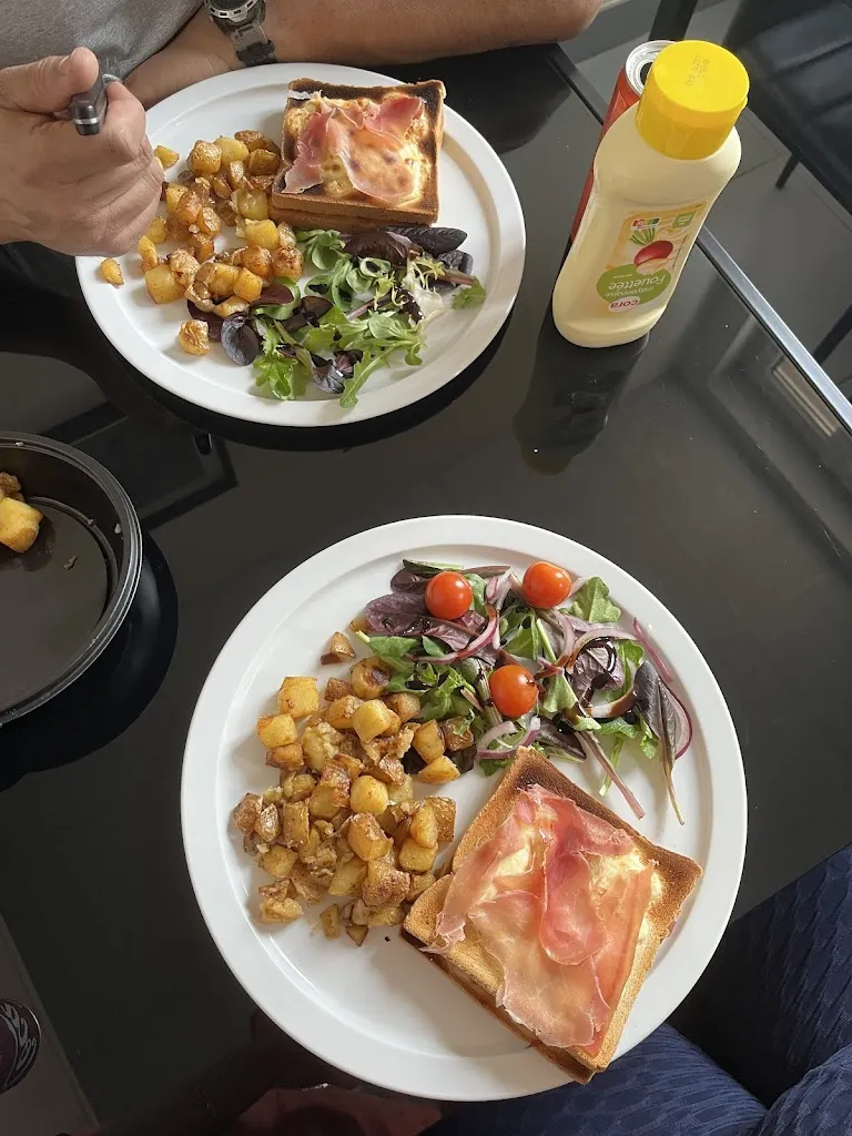 Menu_CHEZ SOPHIE_Saint-Germain-des-Fossés_image_5