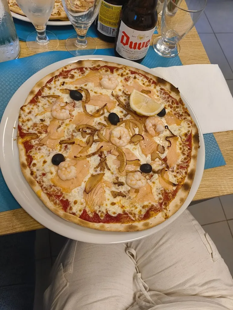 CHEZ SOPHIE_Saint-Germain-des-Fossés_slider_image_3