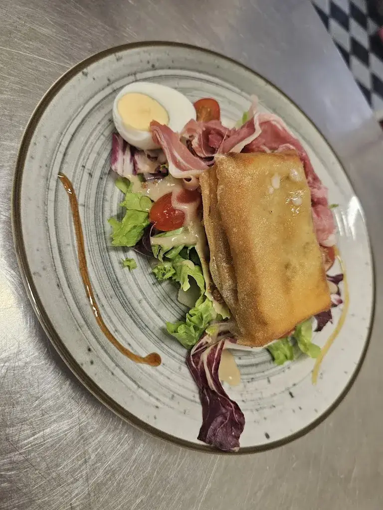 Menü_Le Léonie's_Saint-Germain-des-Fossés_Bild_7