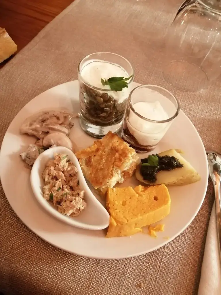 Clémence Chipier_Carré Buffet_Saint-Galmier_review