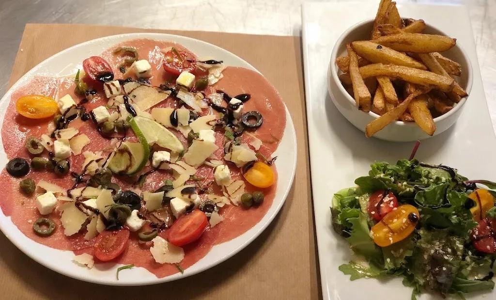 O Deux Bouchons_Saint-Galmier_slider_image_3