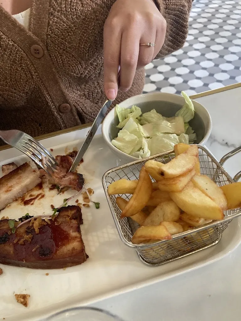 Sylvain TOUMIKIAN_L'Orangerie_Saint-Galmier_reseña