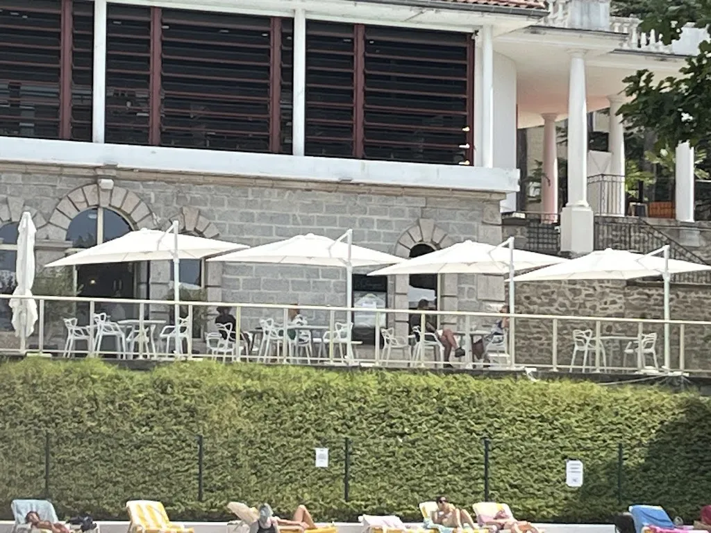 jr cmps_L'Orangerie_Saint-Galmier_reseña