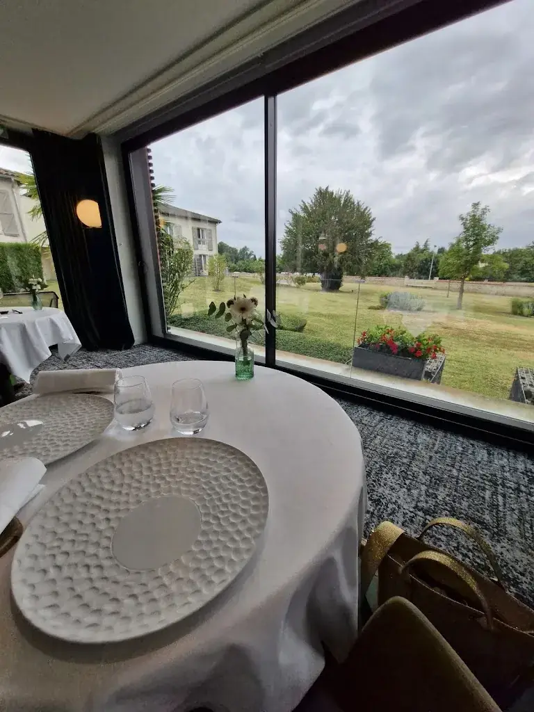 La Source restaurant in Saint-Galmier