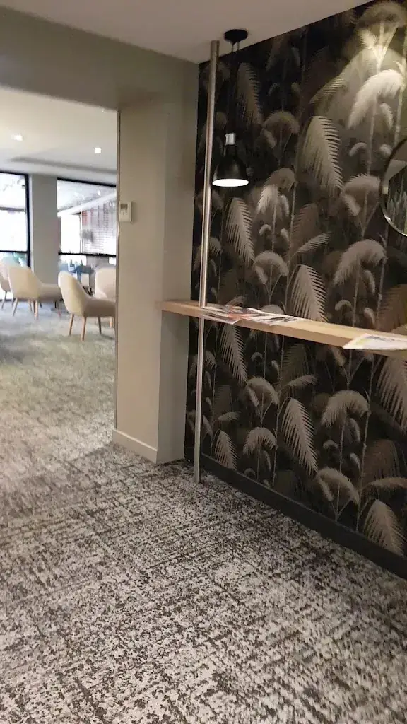 Domaine de la Charpinière, The Originals Collection restaurant in Saint-Galmier