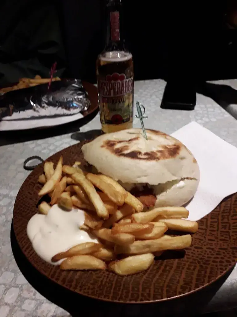 Chez Osman_Saint-Galmier_slider_image_3