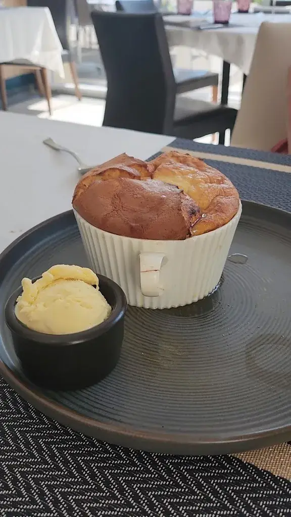 Restaurant La Marée_Saint-Genis-Pouilly_slider_image_2