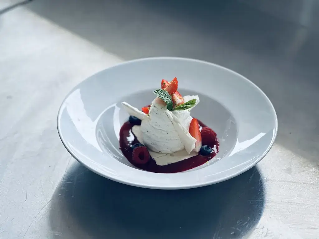 Restaurant La Marée_Saint-Genis-Pouilly_slider_image_3