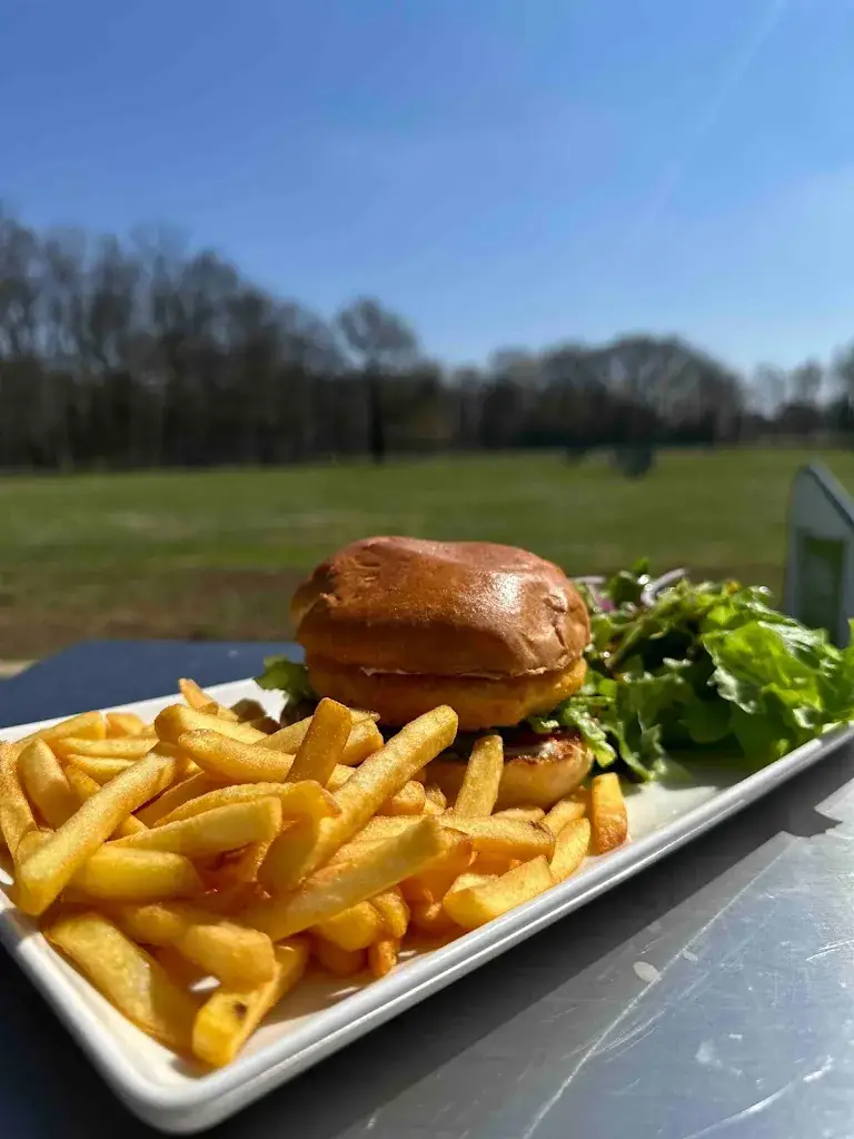 Le Petit Paradis St Genis_Saint-Genis-Pouilly_slider_image_3