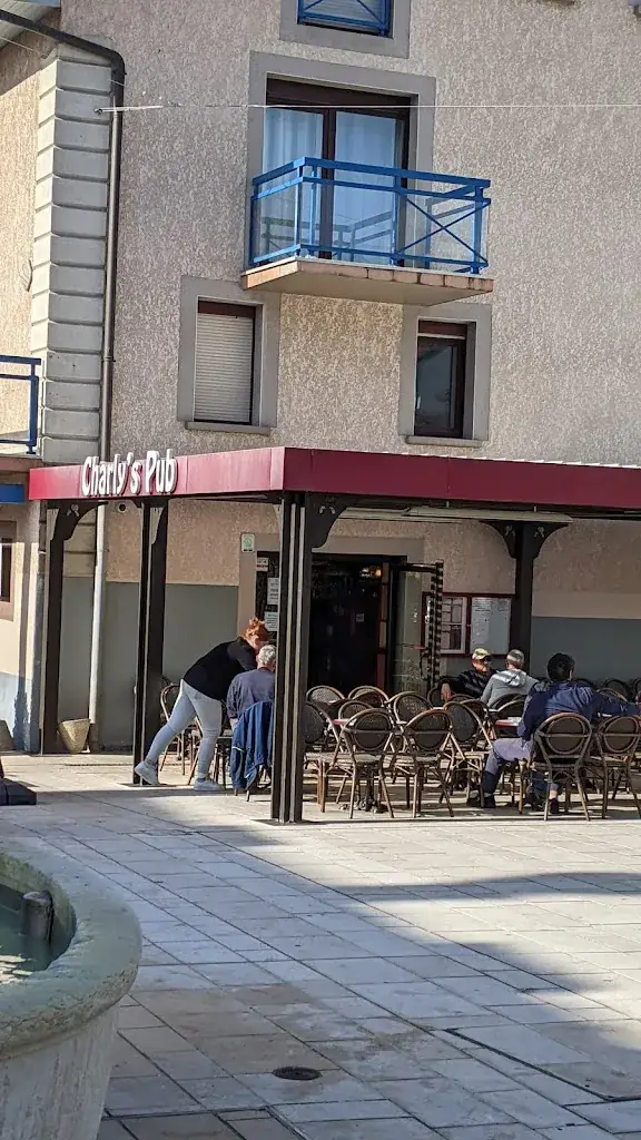 Charly's restaurant in Saint-Genis-Pouilly