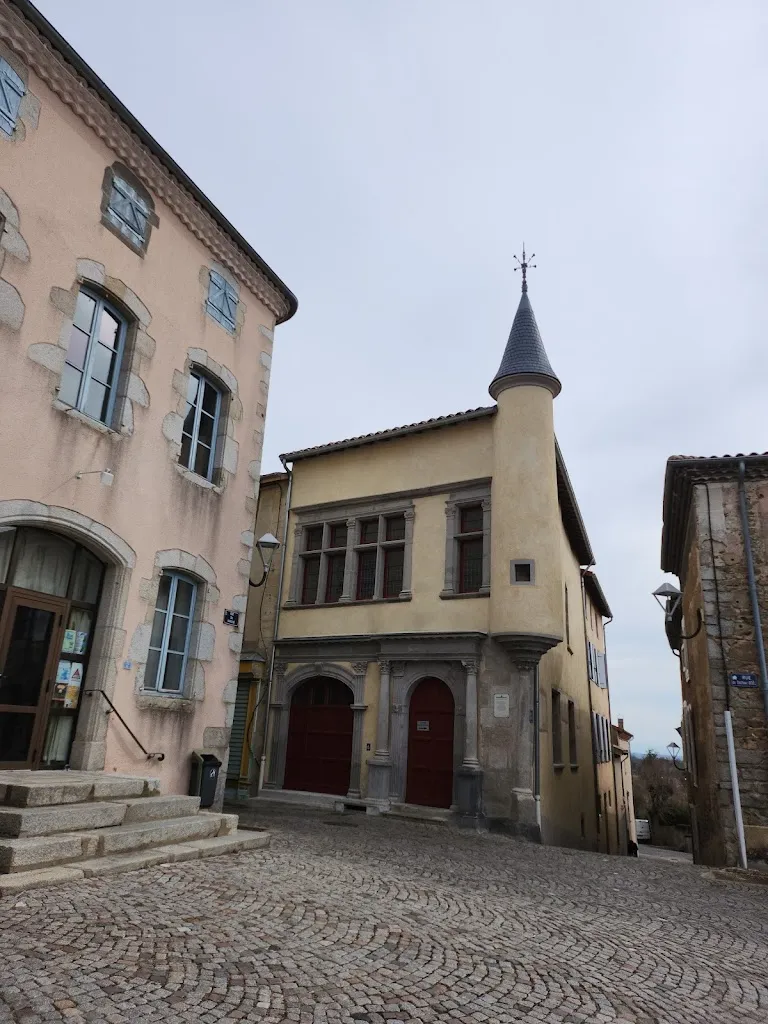 Bistro Le Cheval Blanc_Saint-Germain-Laval_slider_image_3