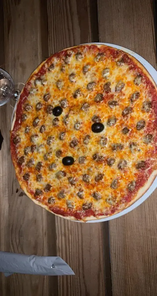 Menu_Pizzeria du Désert_Saint-Germain-Lembron_immagine_5