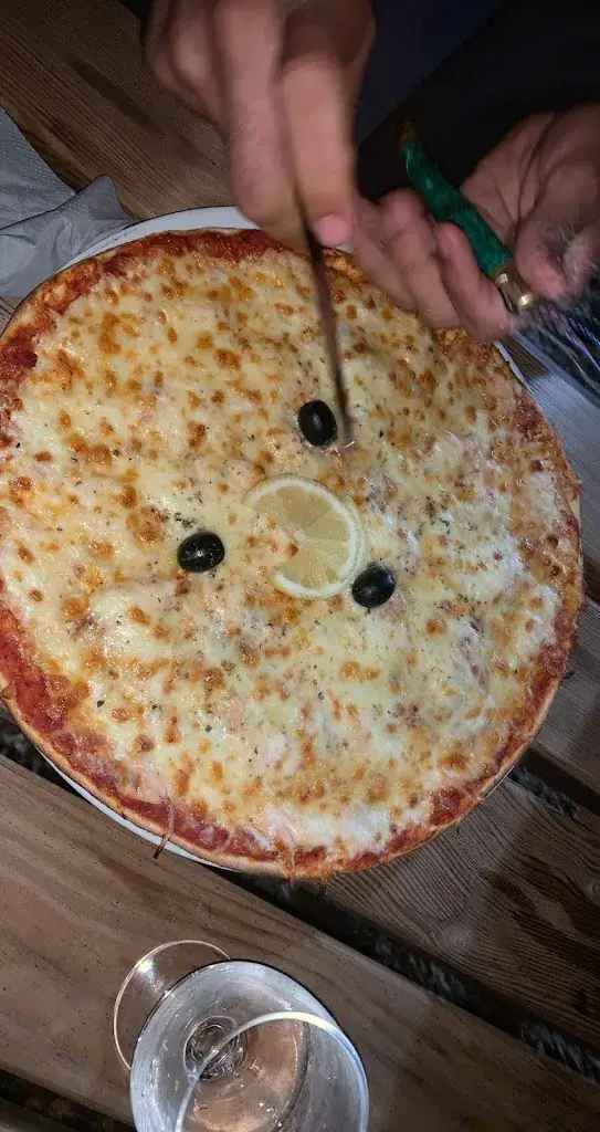 Menu_Pizzeria du Désert_Saint-Germain-Lembron_immagine_7