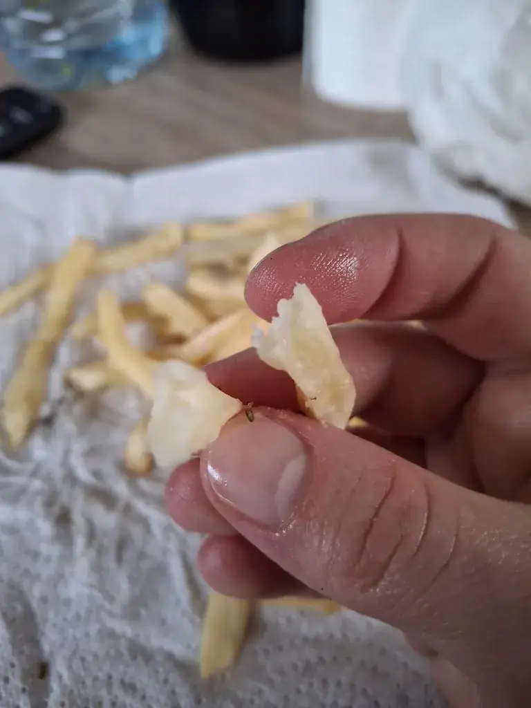 Céline Gimelle_Snack de la gare_Saint-Hilaire-du-Rosier_review