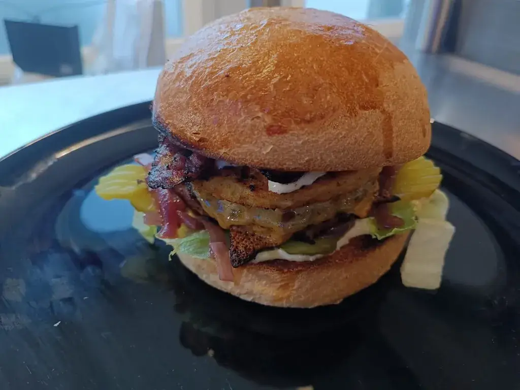 Emozion01_Snack de la gare_Saint-Hilaire-du-Rosier_review