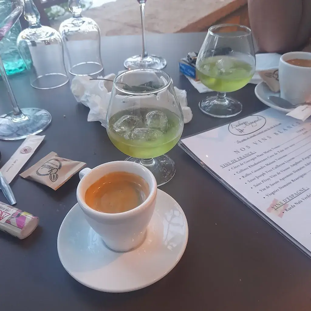 Stephane Deblanc_L'auberge Espagnole_Saint-Lattier_review