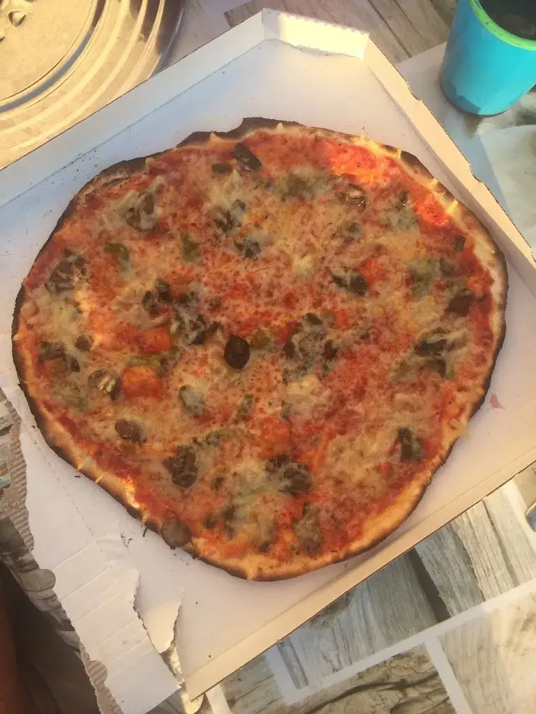 Menu_Pizzeria le Jardin de la Baudière_Saint-Lattier_image_7