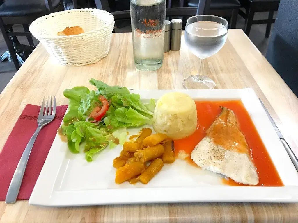 Le Bistrot De Clem_Saint-Hilaire-du-Harcouët_slider_image_2