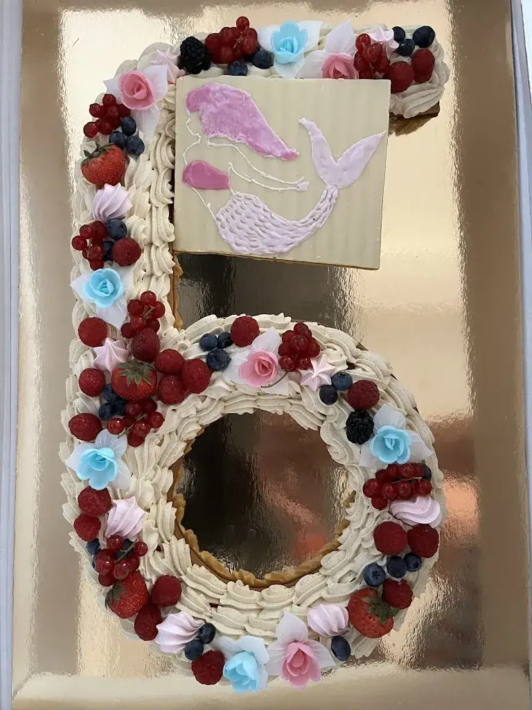 Pierre-Antoine Charriere_Boulangerie plaisir et tentation_Saint-Jean-de-Niost_review