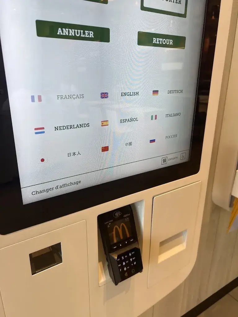 Ismaël Galoul_McDonald's_Saint-Jean-Bonnefonds_review