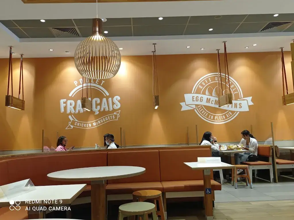 McDonald's ristorante a Saint-Jean-Bonnefonds