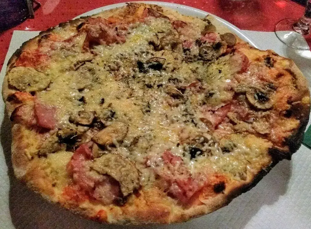 Menu_Gino's Pizzeria_Saint-Jean-de-Bournay_image_6