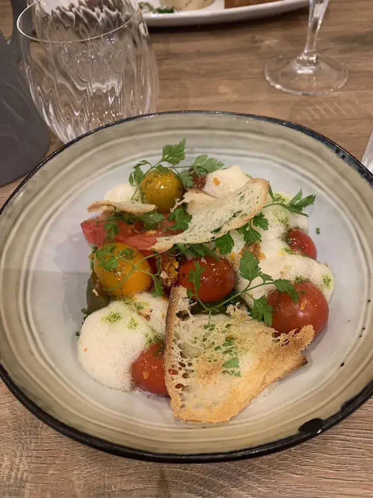 Solène Moiroud_Le Miron_Saint-Jean-de-Soudain_review