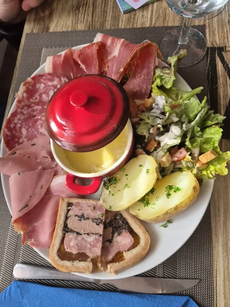 Menu_Restaurant L' Absolem_Saint-Jean-de-Soudain_image_8