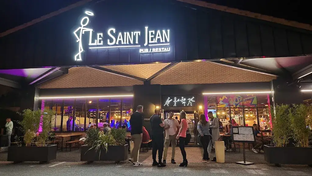 Le Saint-Jean restaurant in Saint-Jean-de-Soudain