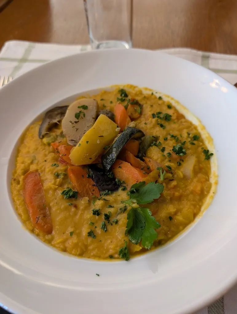 Boris Mateev_Café Romand_Lausanne_review